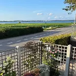 Wiegand - A With A View Bed & Breakfast 3*