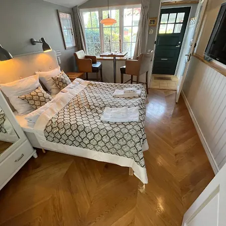 Wiegand - A With A View ベッド・アンド・ブレックファスト