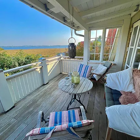 Wiegand - A With A View Bed & Breakfast *